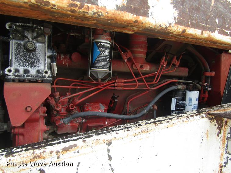 image for item DD8896 1972 International Harvester 1066 tractor