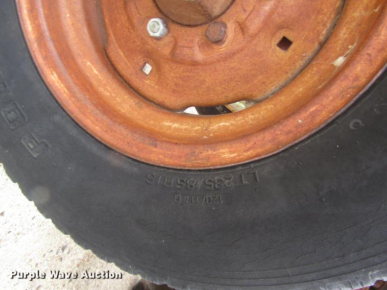 image for item DD8898 International Harvester tractor