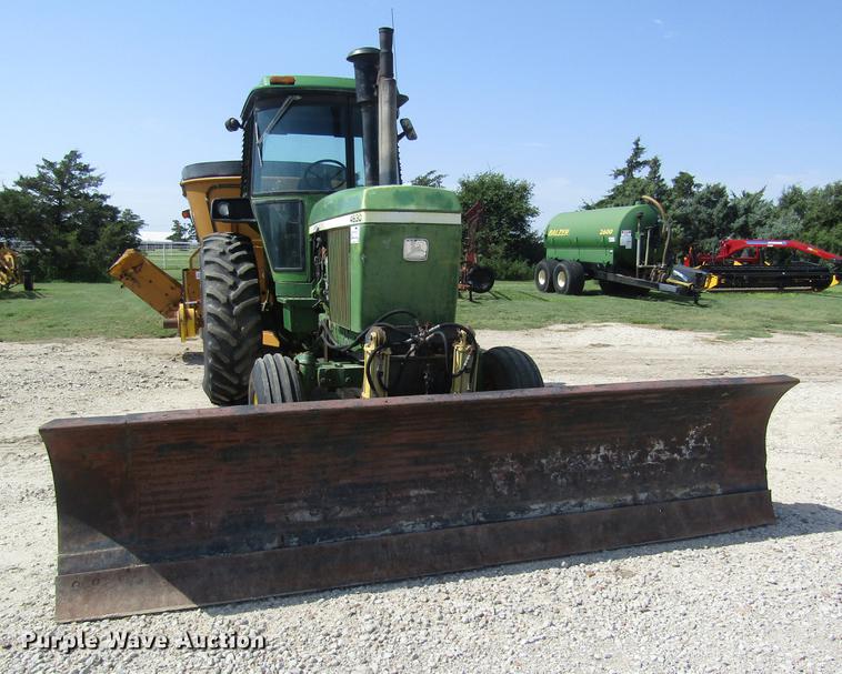 image for item DD8900 1976 John Deere 4630 tractor