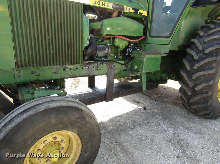 image for item DD8900 1976 John Deere 4630 tractor