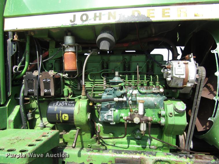 image for item DD8900 1976 John Deere 4630 tractor