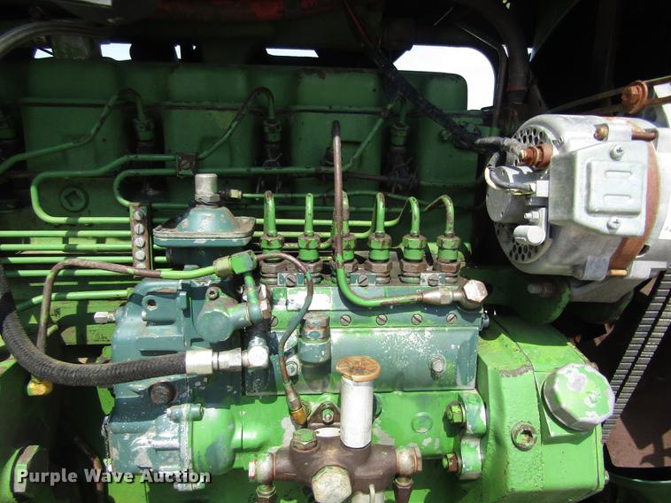 image for item DD8900 1976 John Deere 4630 tractor