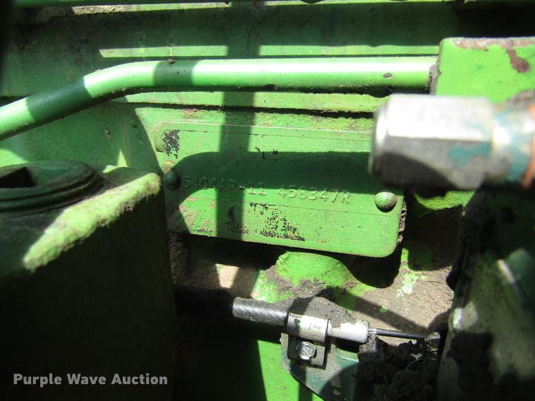 image for item DD8900 1976 John Deere 4630 tractor