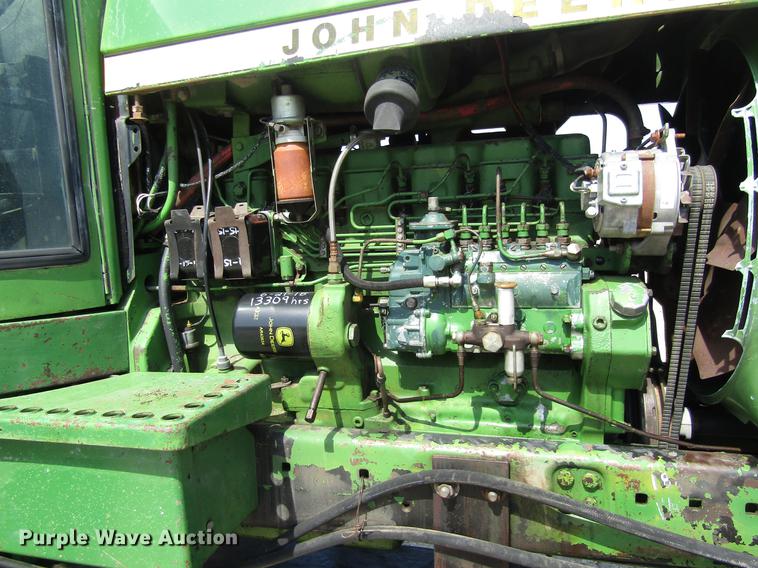 image for item DD8900 1976 John Deere 4630 tractor