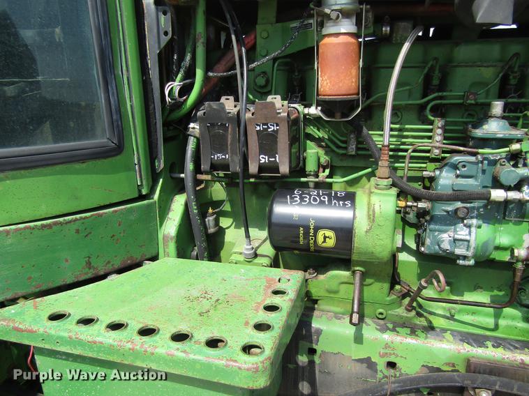 image for item DD8900 1976 John Deere 4630 tractor