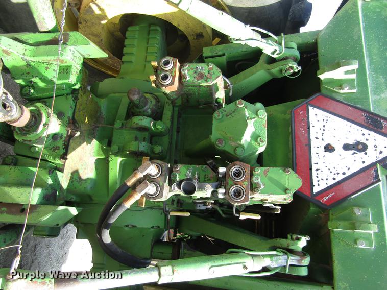 image for item DD8900 1976 John Deere 4630 tractor