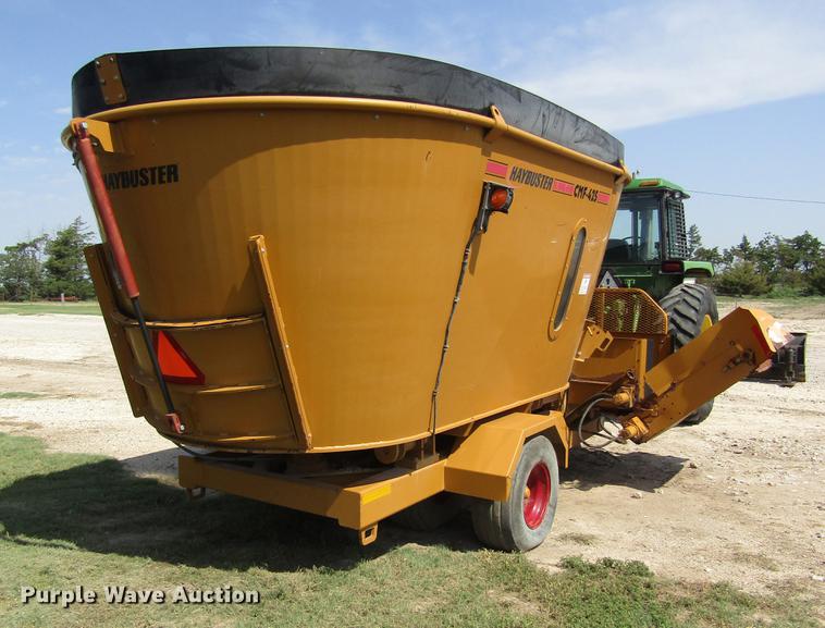 image for item DD8901 2009 HayBuster CMF-425 vertical feed mixer