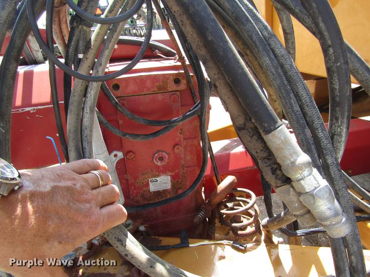 image for item DD8901 2009 HayBuster CMF-425 vertical feed mixer