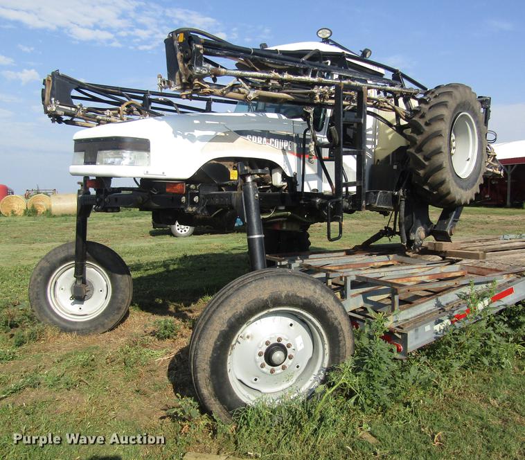 image for item DD8902 2009 SpraCoupe 4660 sprayer