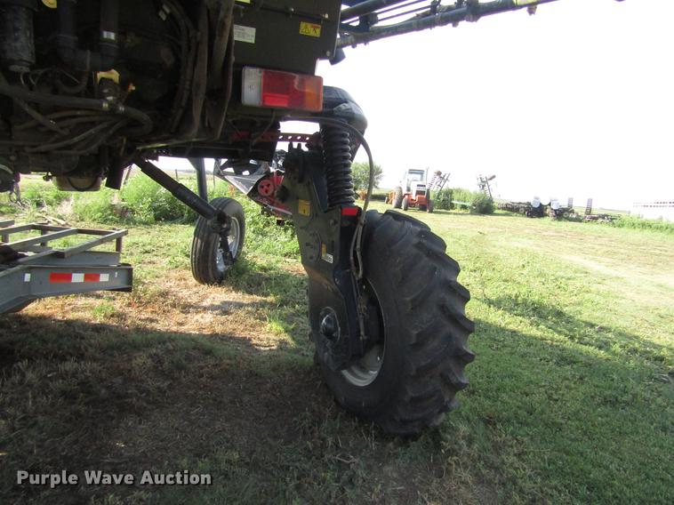 image for item DD8902 2009 SpraCoupe 4660 sprayer