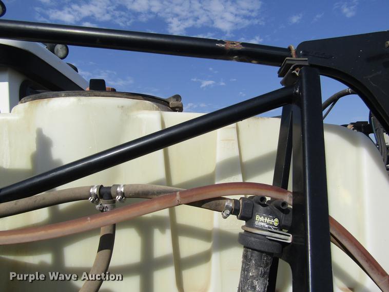 image for item DD8902 2009 SpraCoupe 4660 sprayer