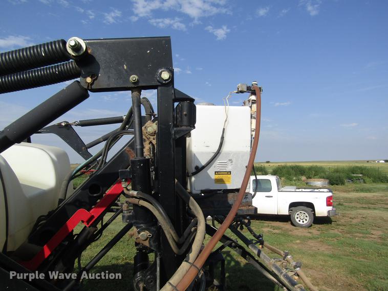 image for item DD8902 2009 SpraCoupe 4660 sprayer