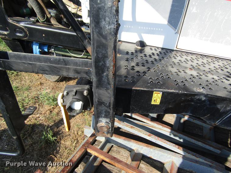 image for item DD8902 2009 SpraCoupe 4660 sprayer