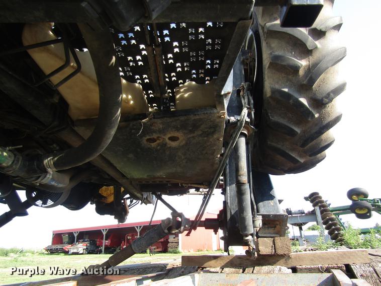 image for item DD8902 2009 SpraCoupe 4660 sprayer