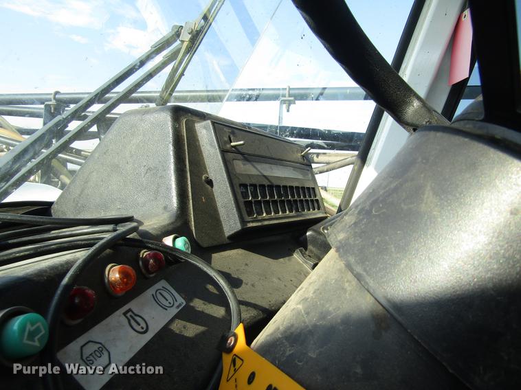 image for item DD8902 2009 SpraCoupe 4660 sprayer