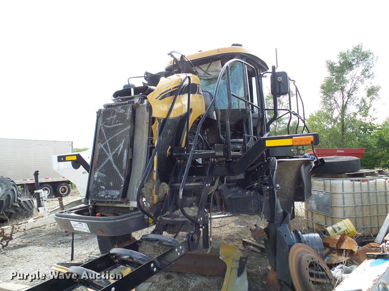 image for item DE5098 Ag-Chem RoGator RG1100 applicator