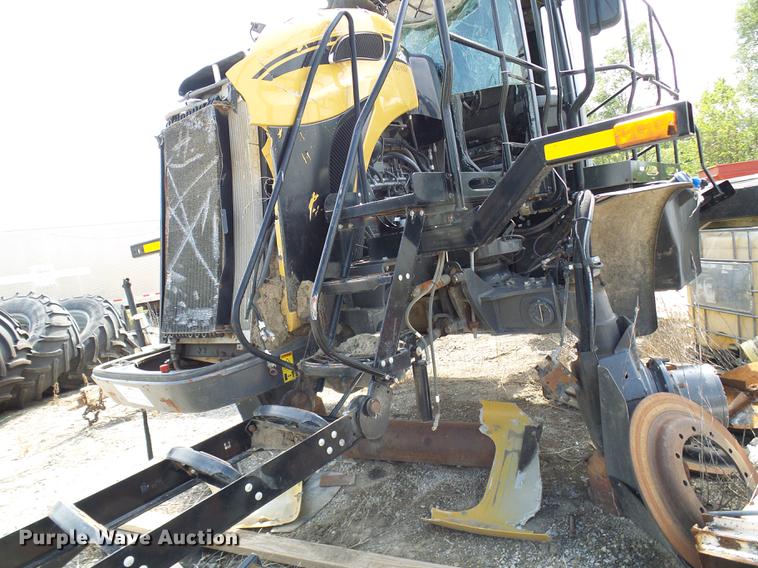 image for item DE5098 Ag-Chem RoGator RG1100 applicator