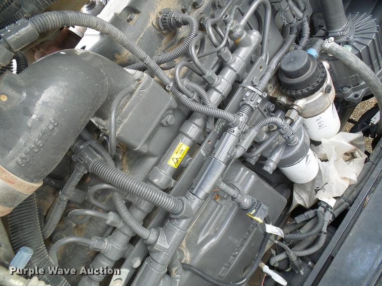 image for item DE5098 Ag-Chem RoGator RG1100 applicator