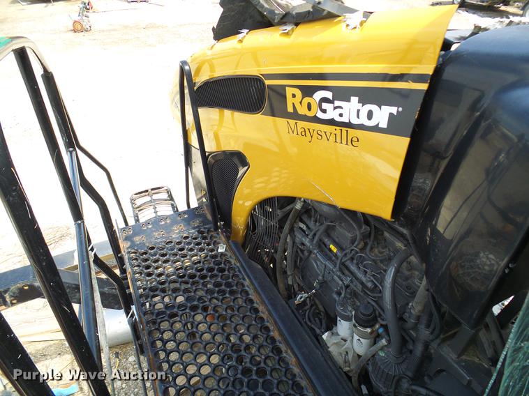 image for item DE5098 Ag-Chem RoGator RG1100 applicator