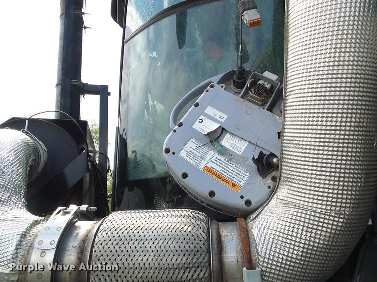 image for item DE5098 Ag-Chem RoGator RG1100 applicator