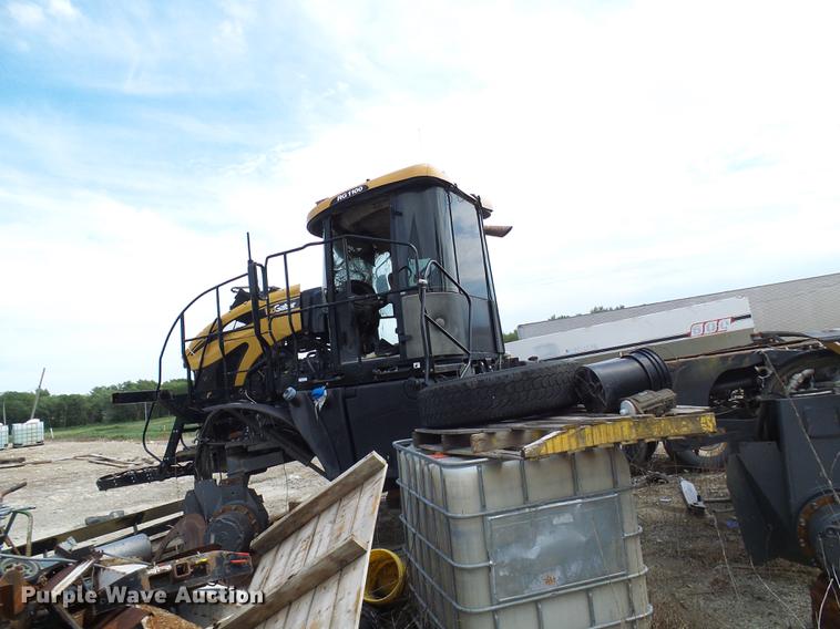 image for item DE5098 Ag-Chem RoGator RG1100 applicator