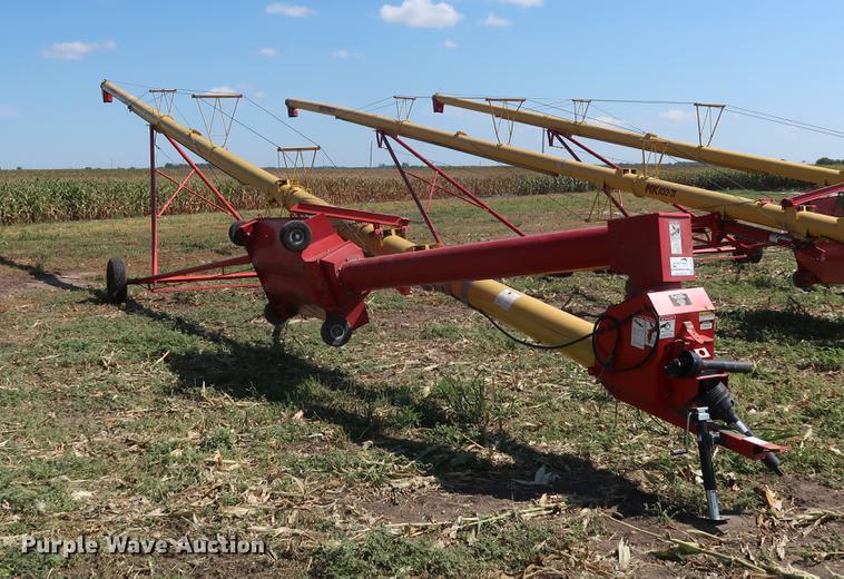 image for item DF2303 Westfield MK100-71 grain auger