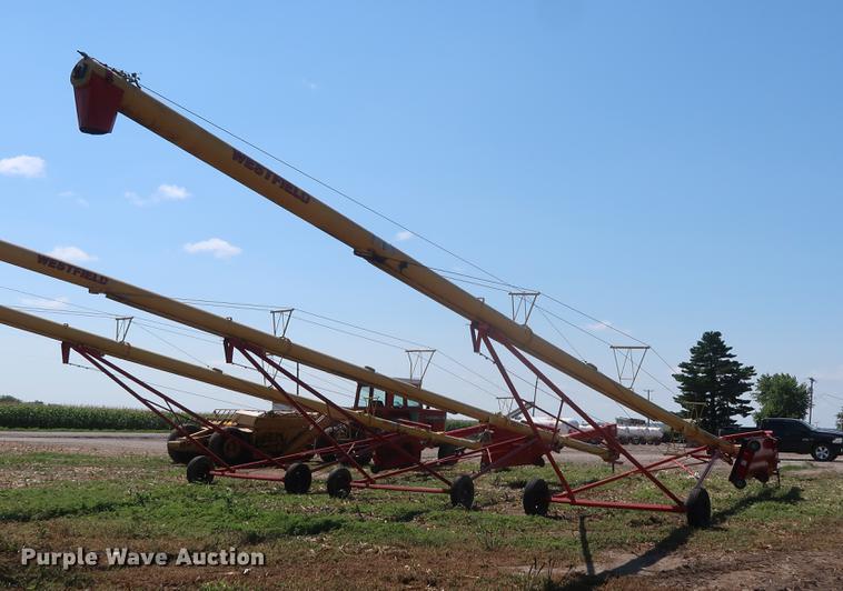 image for item DF2303 Westfield MK100-71 grain auger