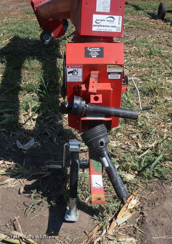 image for item DF2303 Westfield MK100-71 grain auger