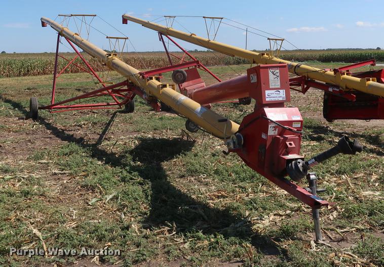 image for item DF2304 Westfield MK100-71 grain auger