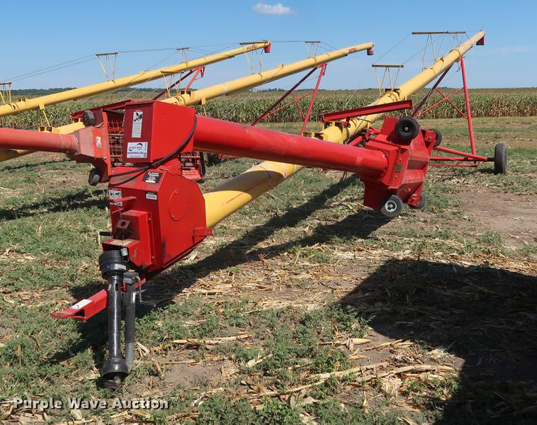 image for item DF2305 Westfield MK100-71 grain auger