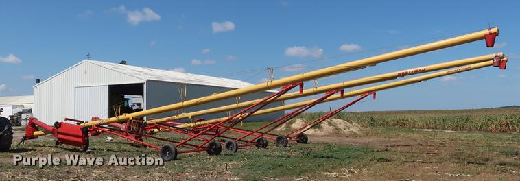 image for item DF2305 Westfield MK100-71 grain auger