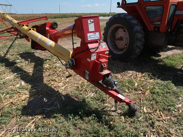 image for item DF2305 Westfield MK100-71 grain auger