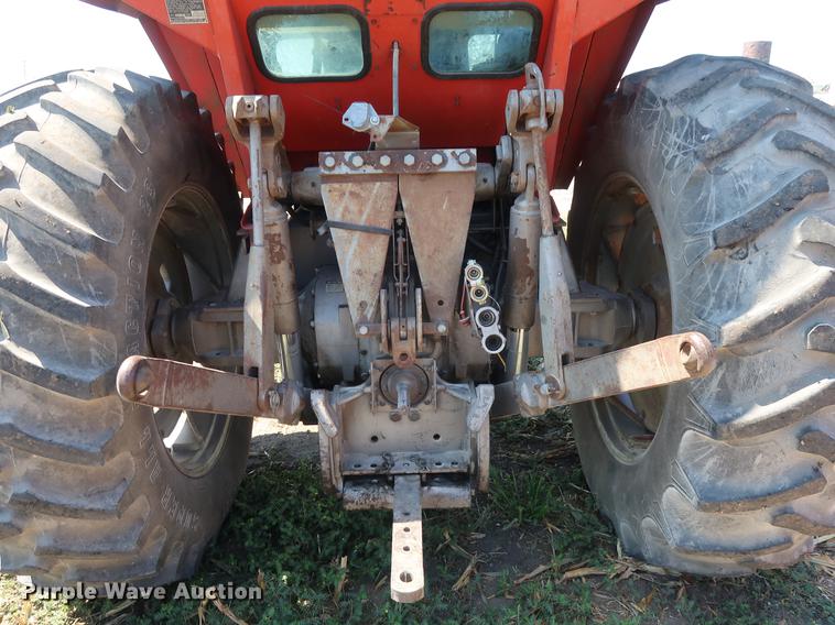 image for item DF2306 1976 Massey Ferguson 1135 tractor