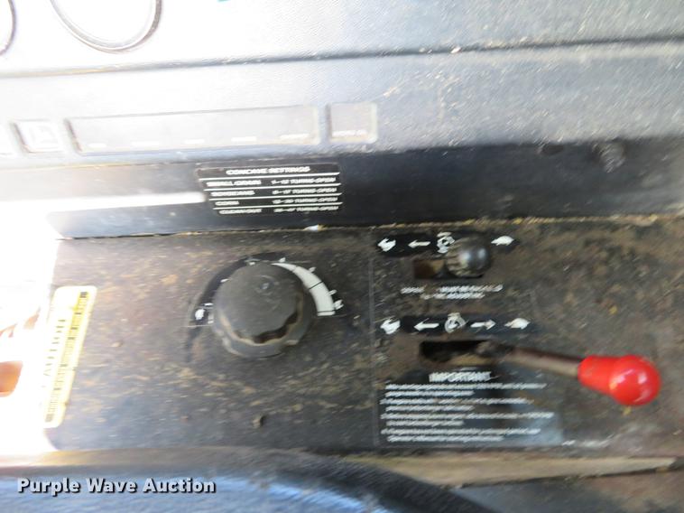 image for item DF9891 1980 John Deere 7720 RWA combine