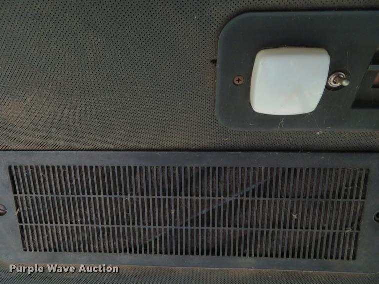 image for item DF9891 1980 John Deere 7720 RWA combine