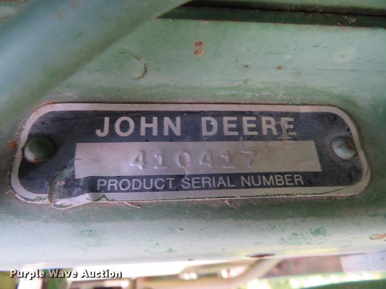 image for item DF9891 1980 John Deere 7720 RWA combine