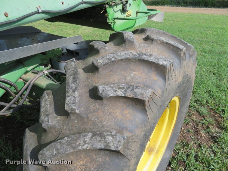 image for item DF9891 1980 John Deere 7720 RWA combine