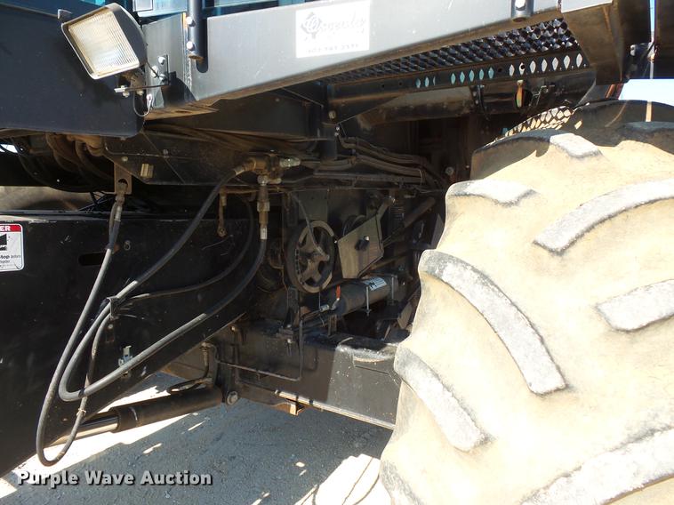 image for item DV9440 1992 Gleaner R52 combine