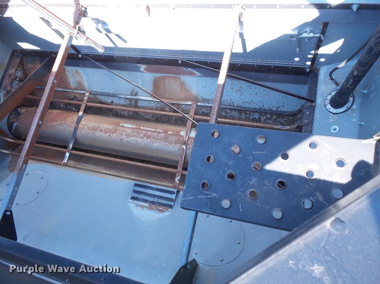 image for item DV9440 1992 Gleaner R52 combine