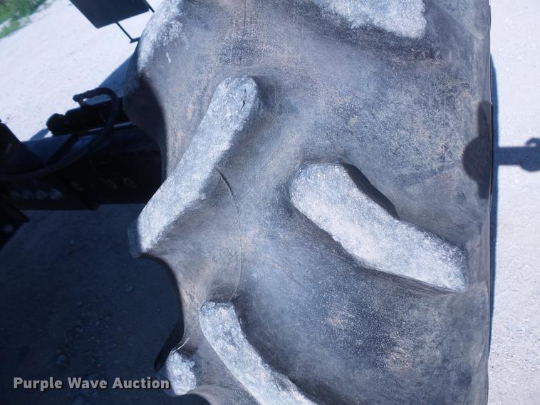 image for item DV9440 1992 Gleaner R52 combine