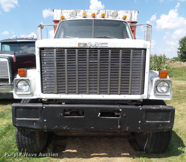 image for item DZ9403 1979 GMC C64 grain truck