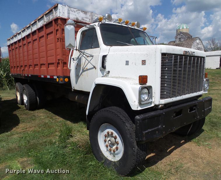 image for item DZ9403 1979 GMC C64 grain truck