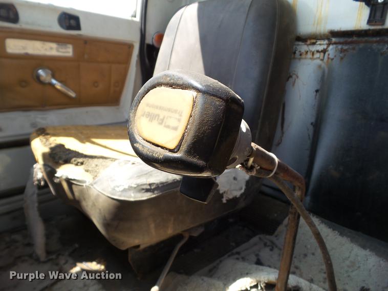 image for item DZ9403 1979 GMC C64 grain truck