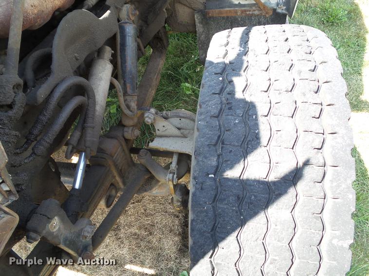 image for item DZ9403 1979 GMC C64 grain truck