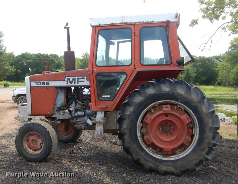 image for item EK9600 Massey Ferguson 1085 tractor