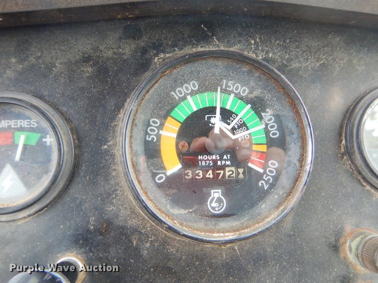 image for item EK9600 Massey Ferguson 1085 tractor