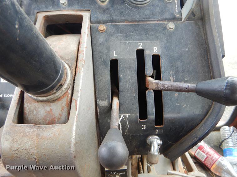 image for item EK9600 Massey Ferguson 1085 tractor