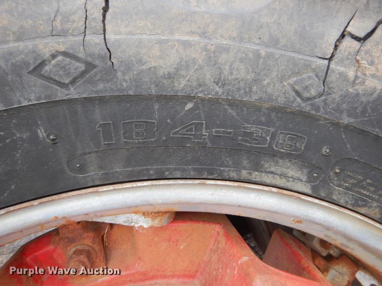 image for item EK9600 Massey Ferguson 1085 tractor