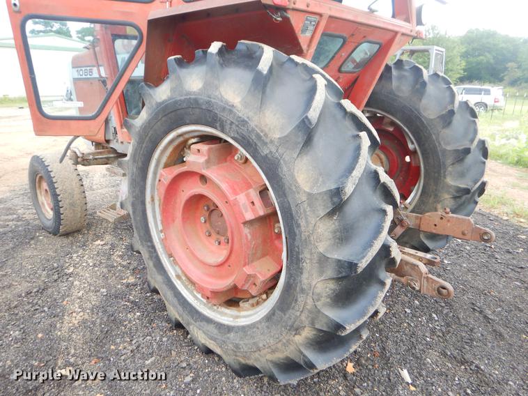 image for item EK9600 Massey Ferguson 1085 tractor