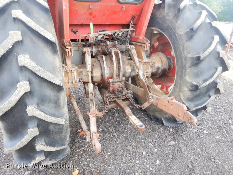 image for item EK9600 Massey Ferguson 1085 tractor